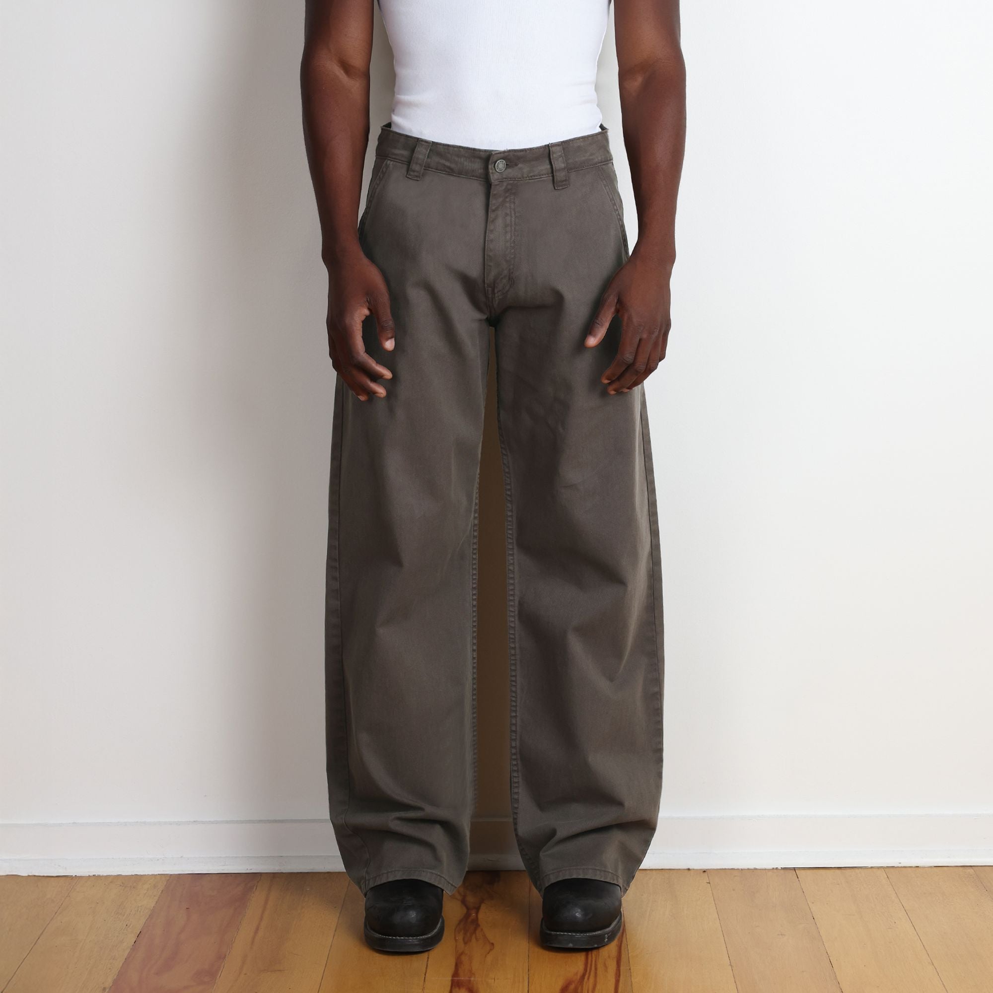 【完売品】Gypsophia ジプソフィアStylish Chino Pants Shibuya Chino Pants II | Straight-Wide Leg – Pool House New York