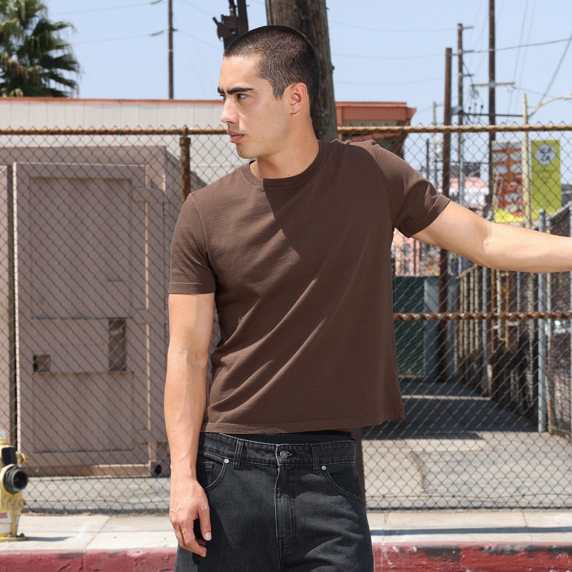 Los Feliz Crop Muscle Tee II T-Shirt Chocolate Brown 