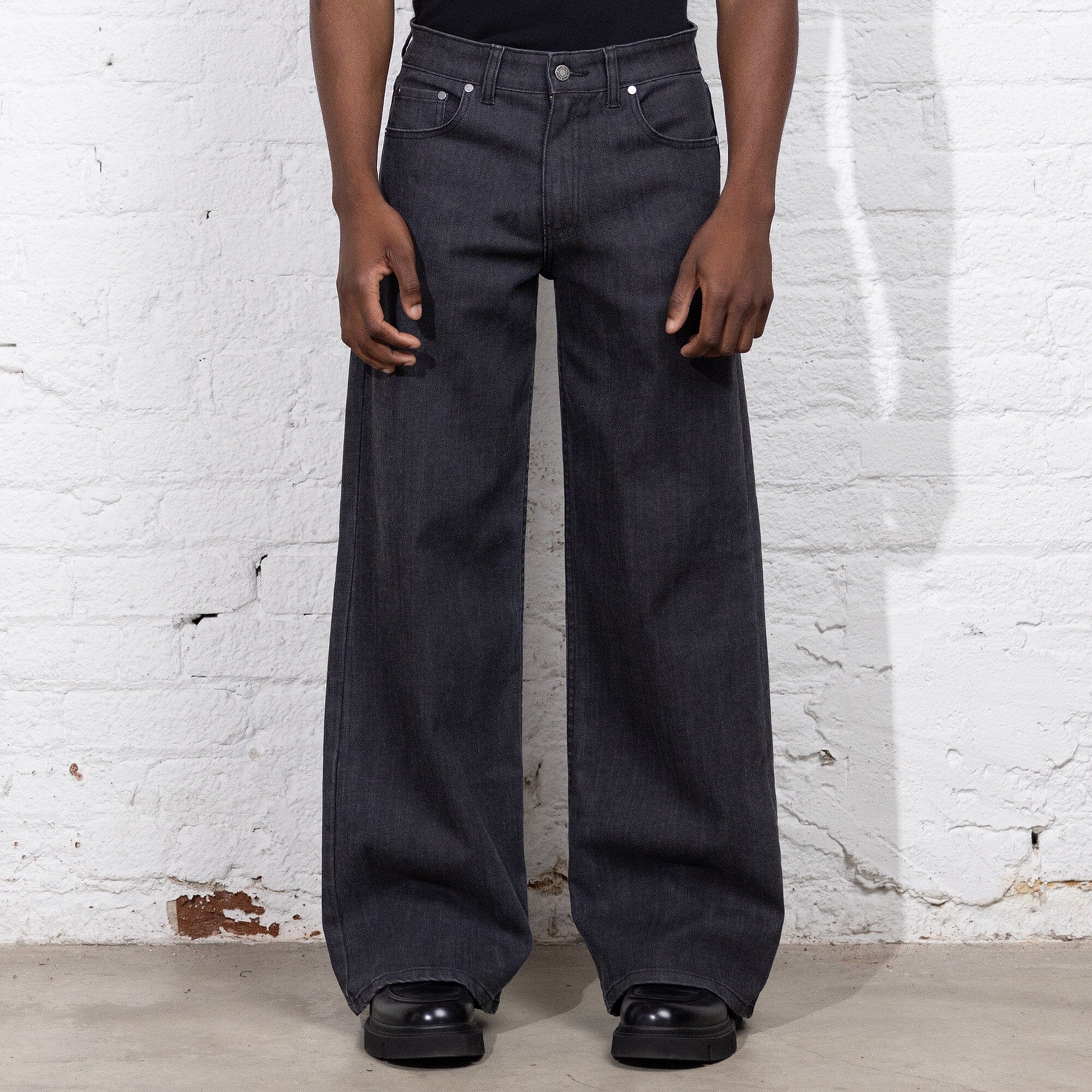 The Tokyo Dad Jeans Washed Black 
