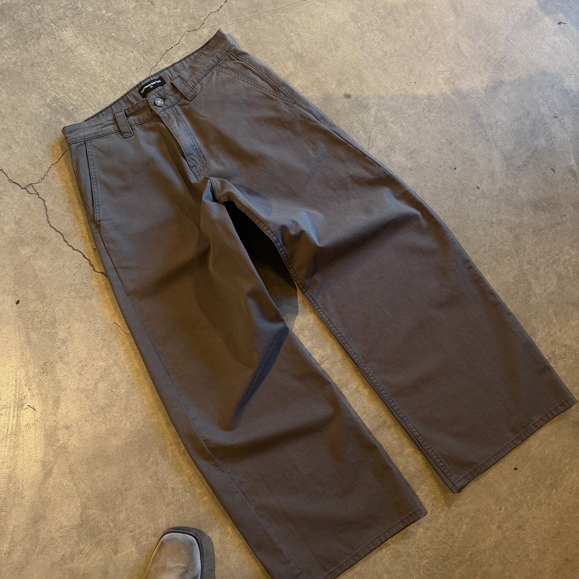 Shibuya Chino Pants | Baggy, Wide-Leg Olive 